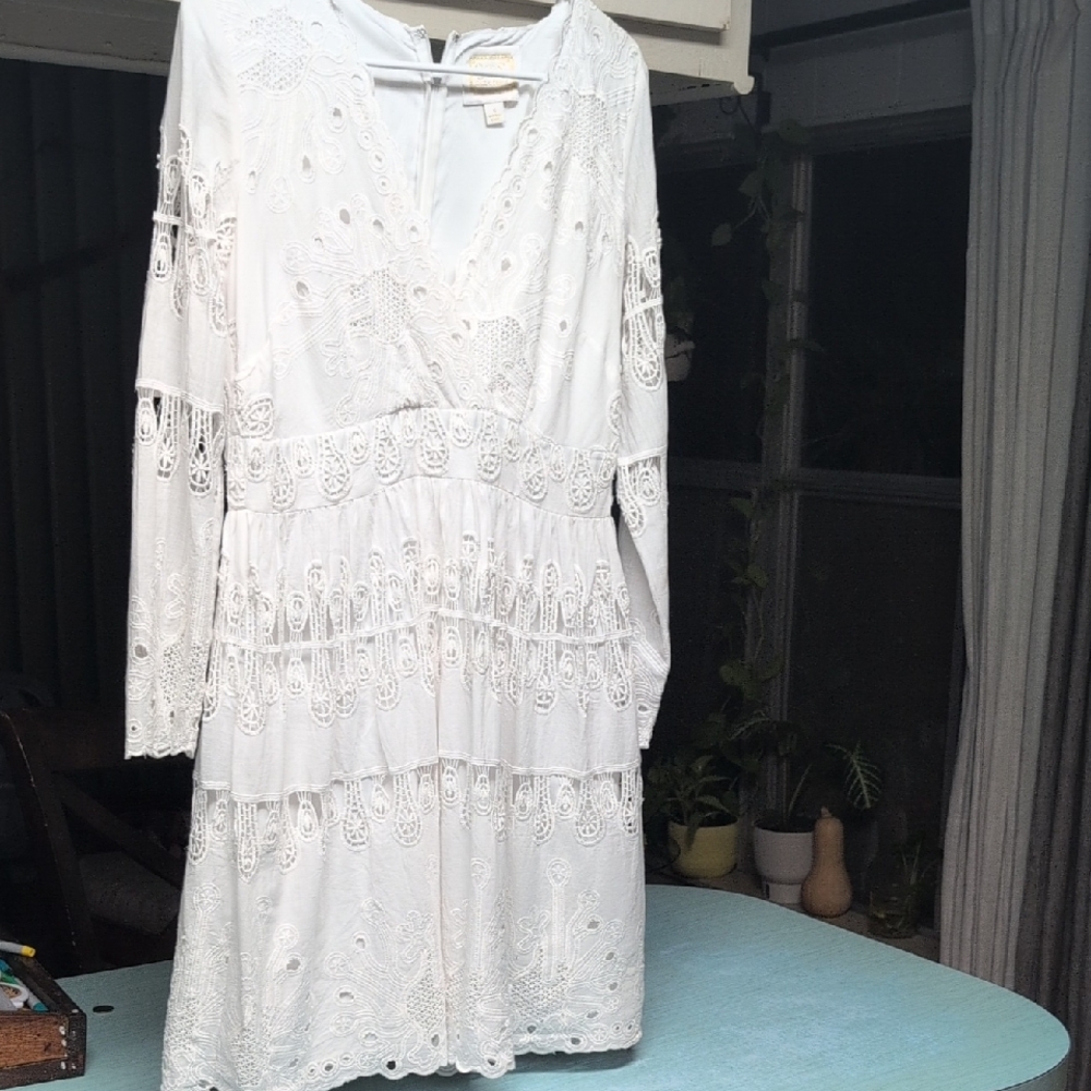 Sail to Sable White Long Sleeve Lace Dress